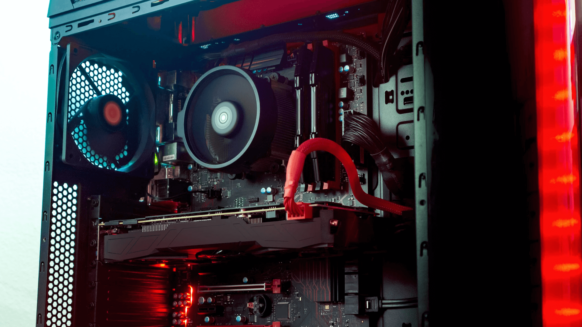 Aktualizacja systemu operacyjnego PC – dlaczego warto i jak zrobić to z pomocą firmy IT?