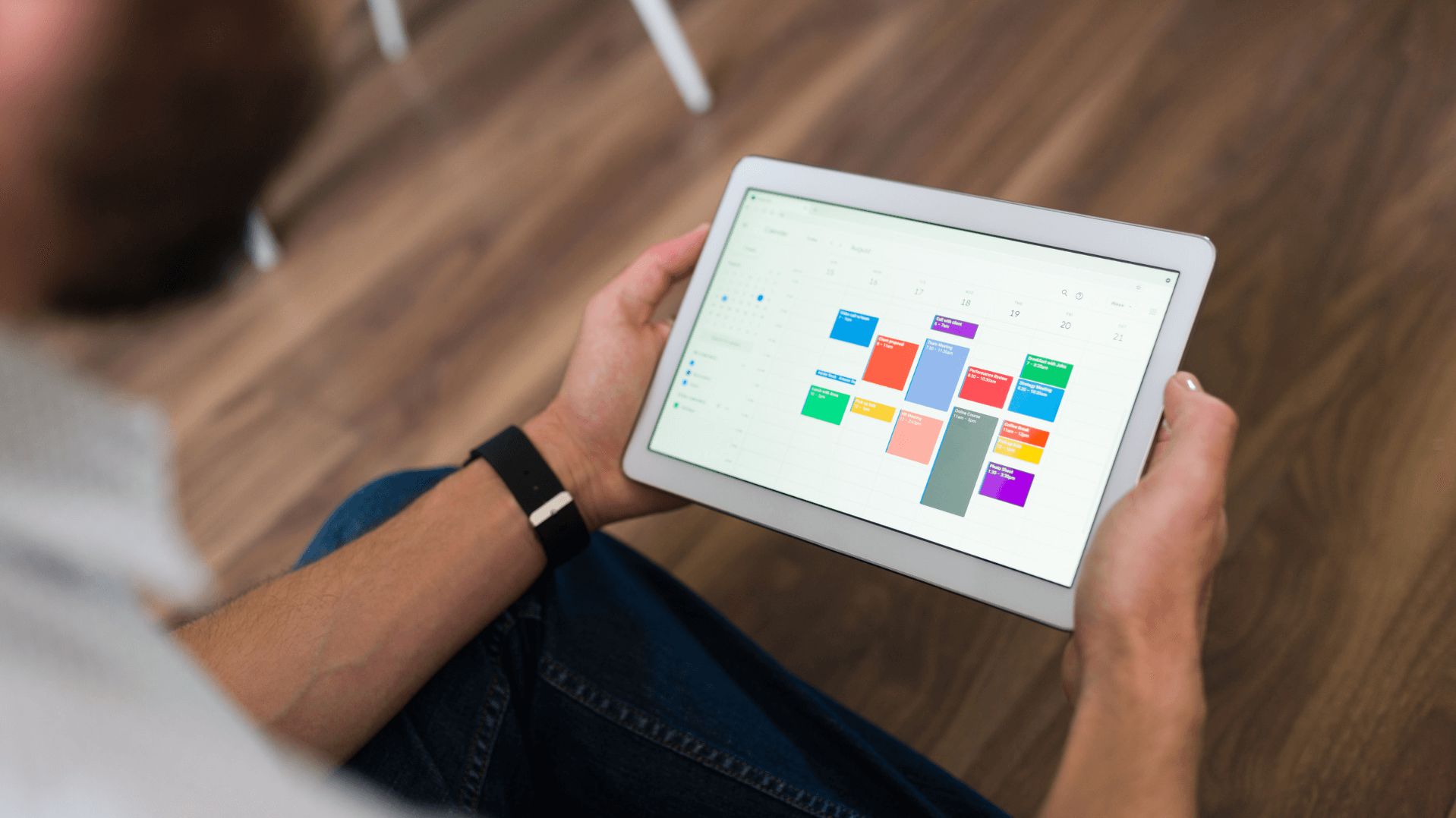 Synchronizacja kalendarza w Outlook – jak zorganizować czas w firmie?
