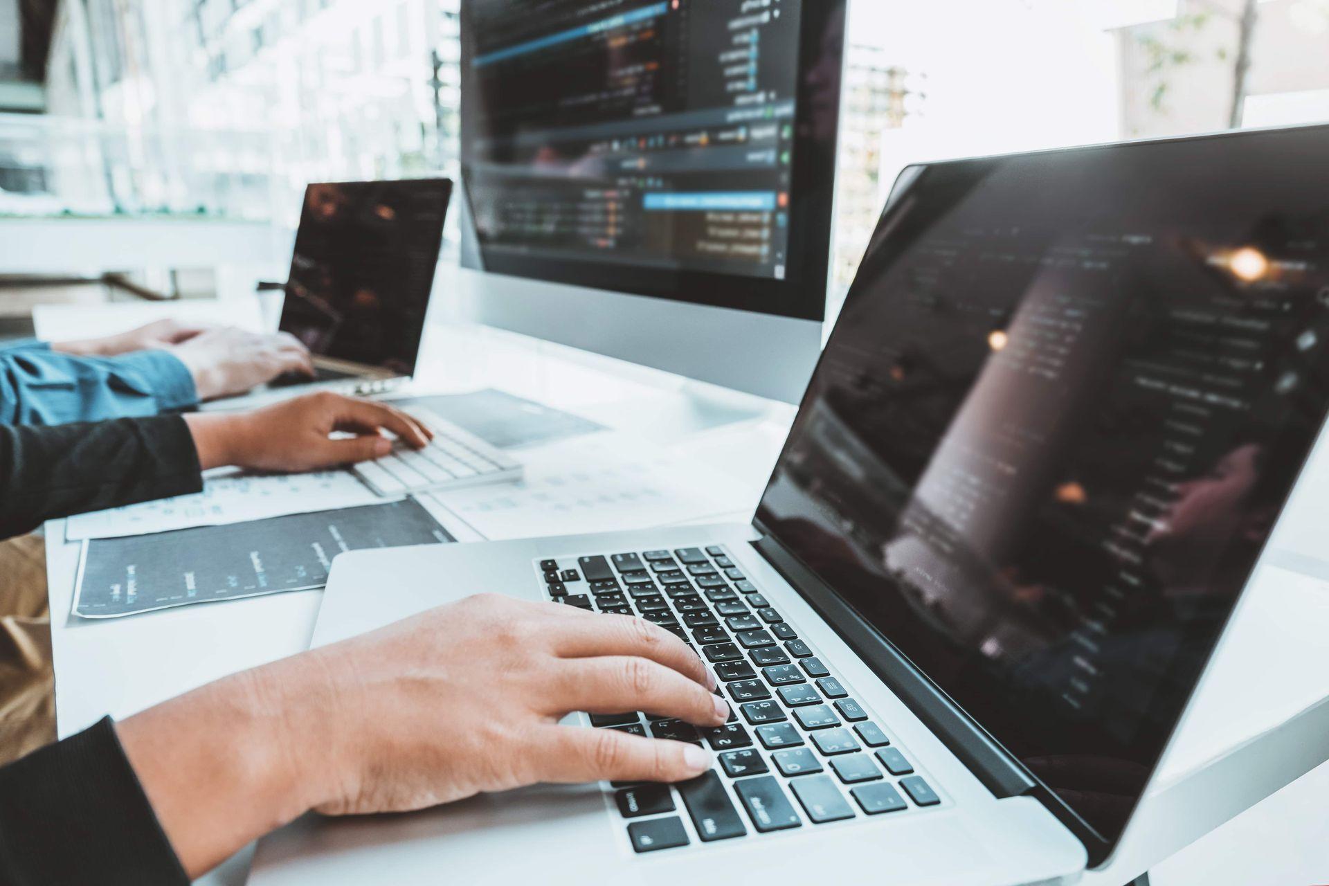 Usługi informatyczne, które napędzają wrocławskie przedsiębiorstwa: Oferta M3 Group