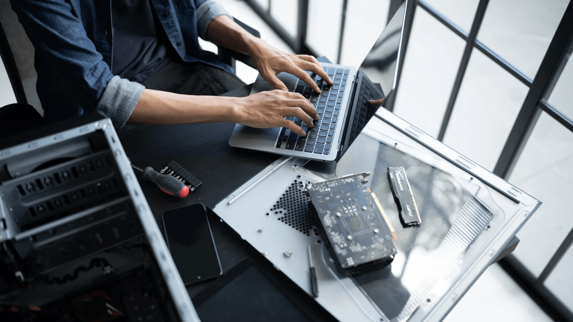 Dlaczego logi systemowe są niedocenianym źródłem wiedzy o problemach w IT