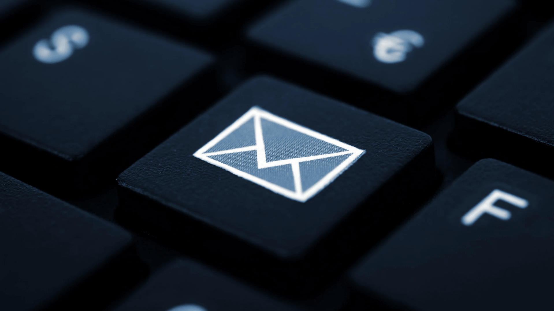 Bezpieczeństwo poczty firmowej: phishing i podszywanie